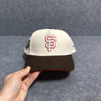 Adjustable Head Circumference 54-63cm / Giant